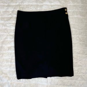 Lauren Ralph Lauren black pencil skirt, golden buttons size 8P